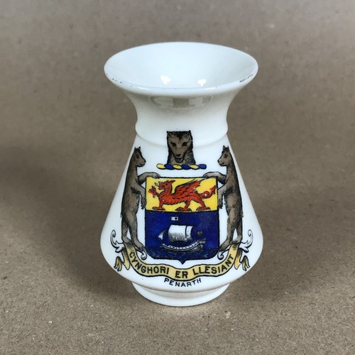 Goss penarth crested - penarth, urn